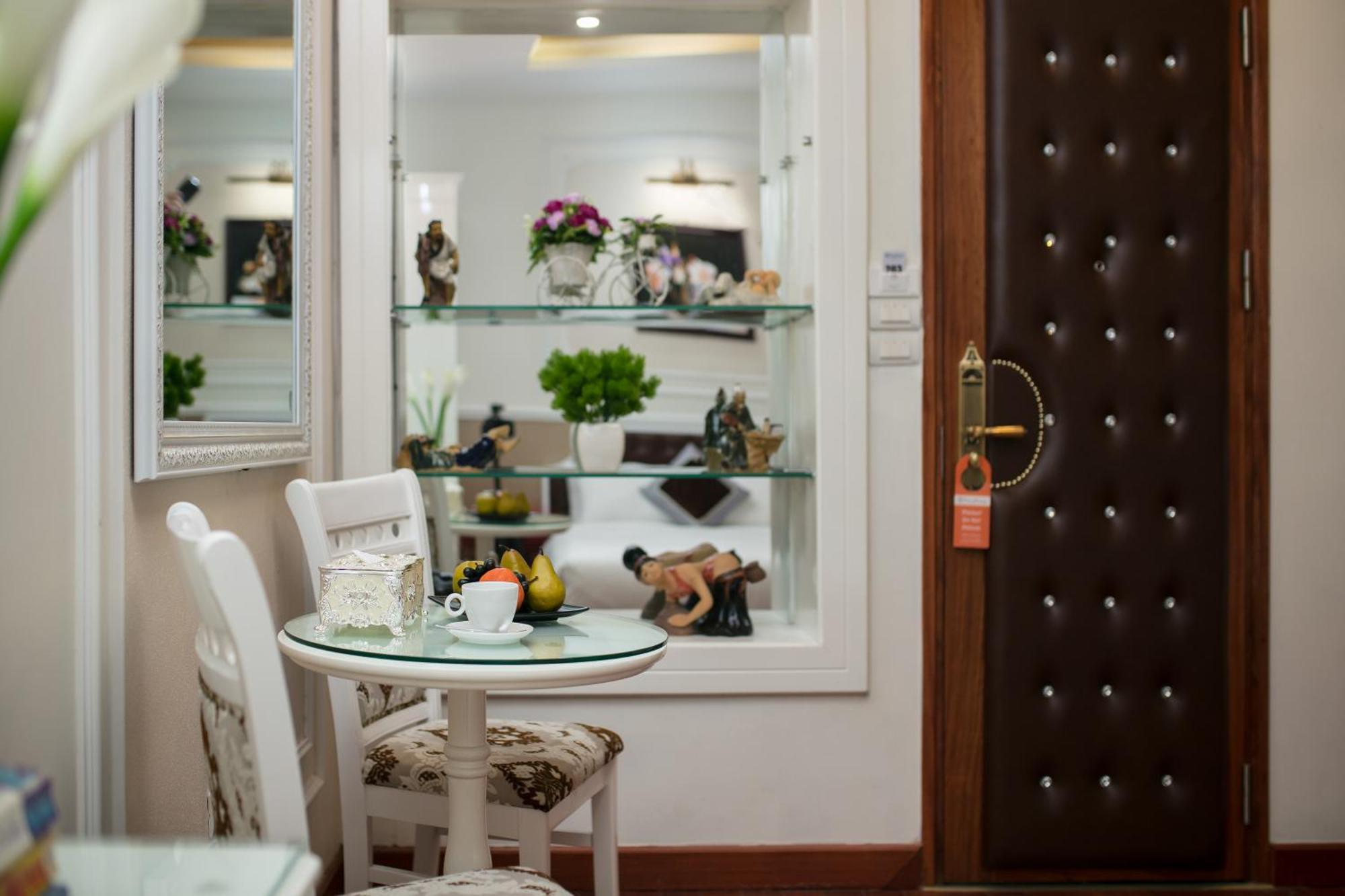 Trangtrang Premium Hotel & Sky Bar Hanoi Exterior photo