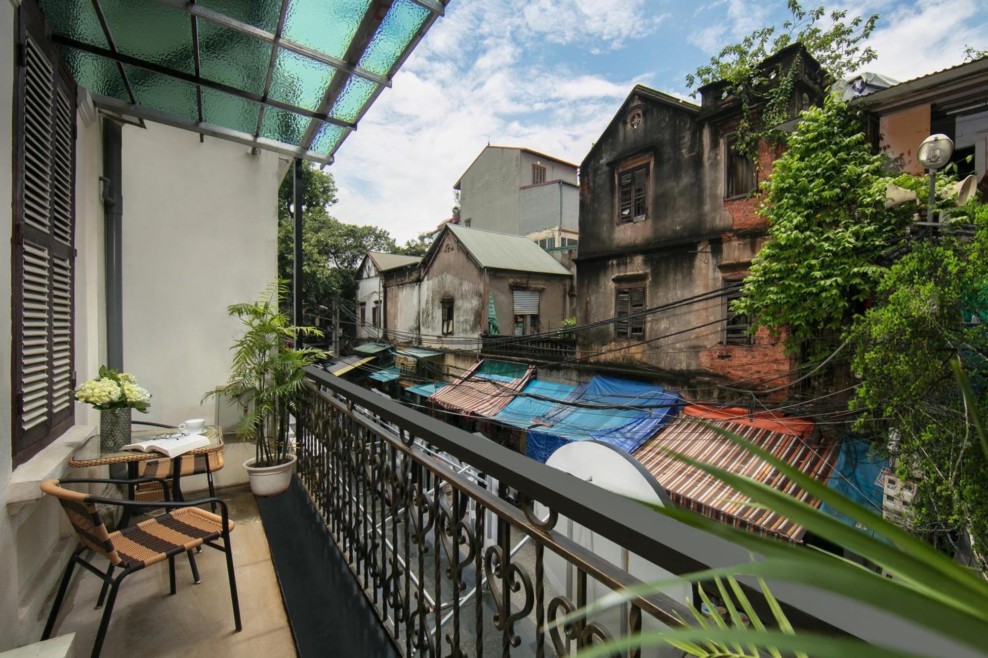 Trangtrang Premium Hotel & Sky Bar Hanoi Exterior photo